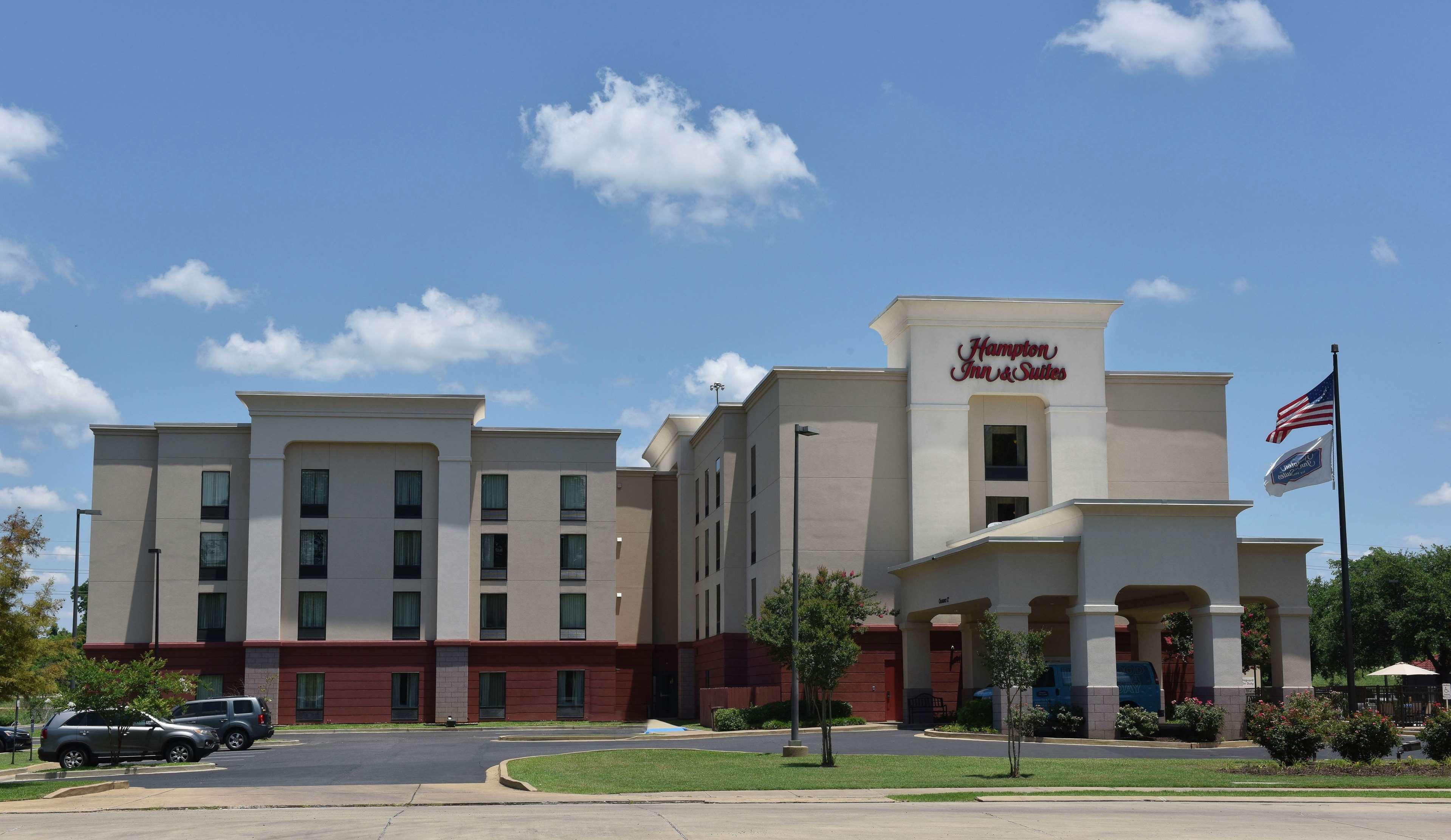 Hampton Inn & Suites Alexandria Exteriér fotografie