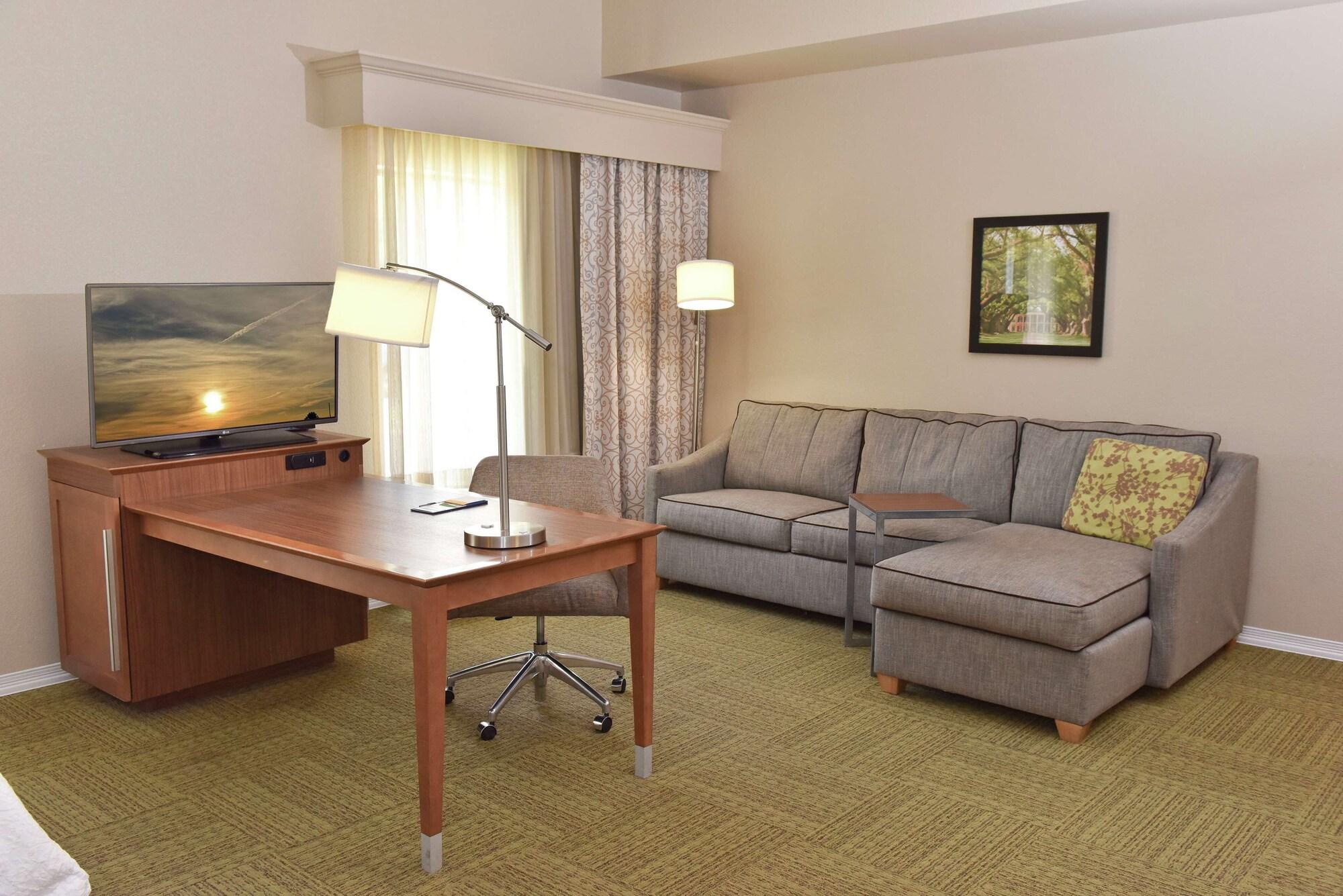 Hampton Inn & Suites Alexandria Exteriér fotografie